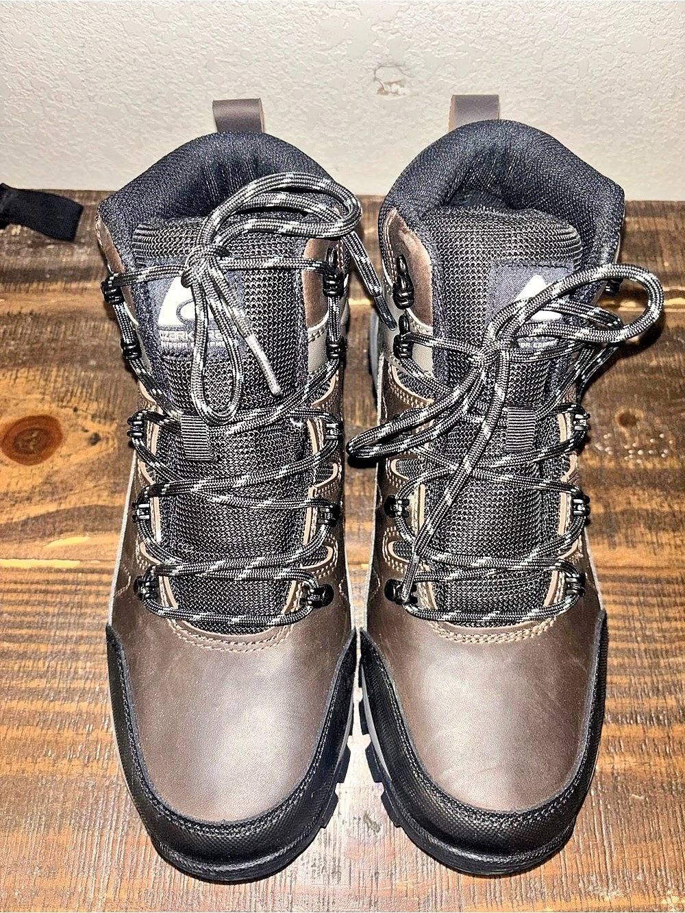 Skechers Workshire Relaxed Fit Work Boots Brown US 10.5 W Like New